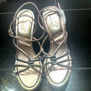 DKNY Women's Delicia Gold Strappy Platform Dress Sandals Size 10M~NWT